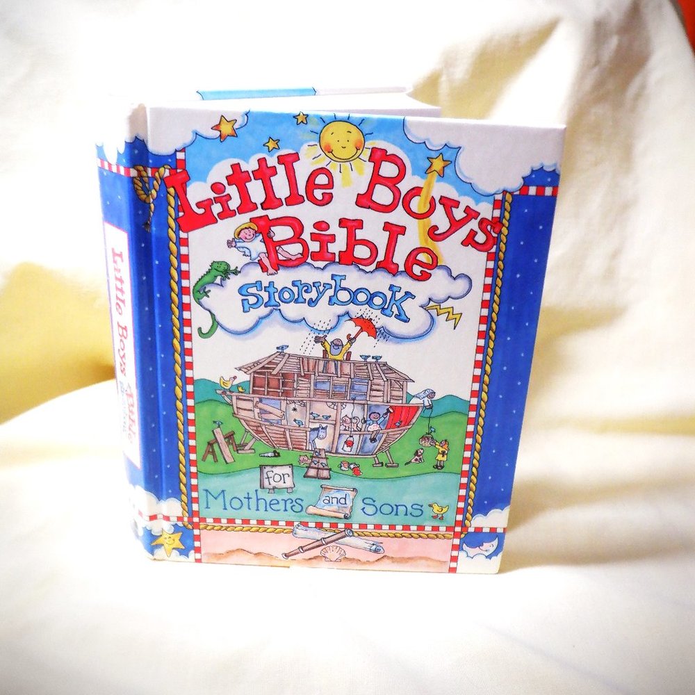 ***LITTLE BOYS BIBLE Storybook*** for Mothers and Sons by Carolyn Larsen (1999)
